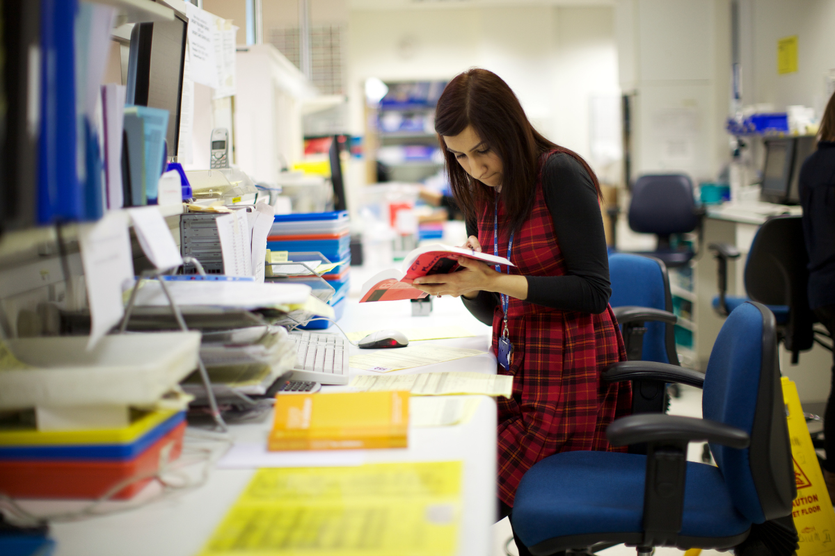 nhs_uclh_day-1-pharmacy_0018-11700_0.jpg